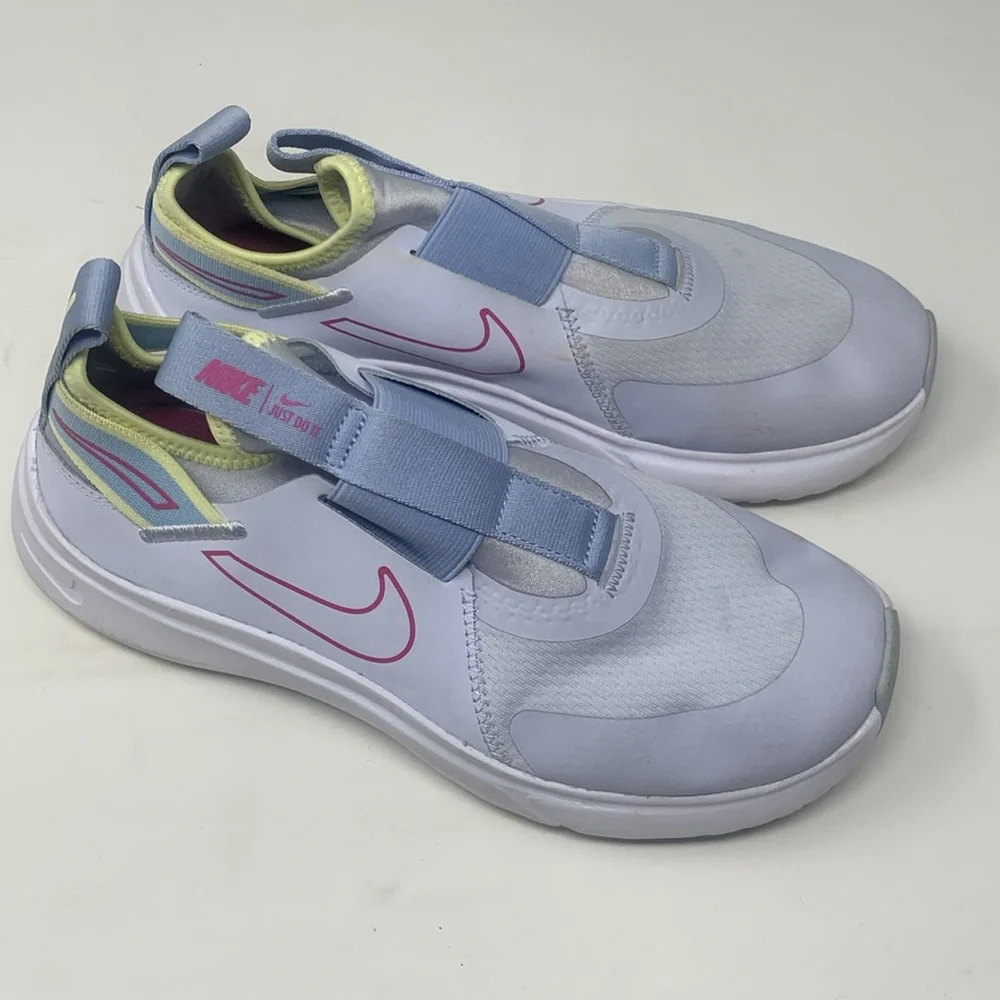Nike flex running athletic sneakers girls 6Y